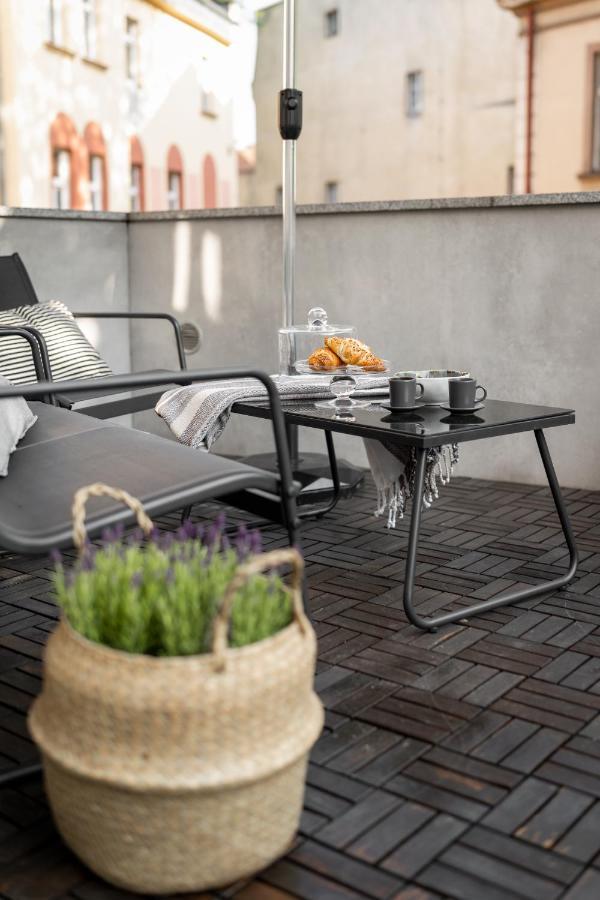 Central Apartamenty Jelenia Gora Ngoại thất bức ảnh