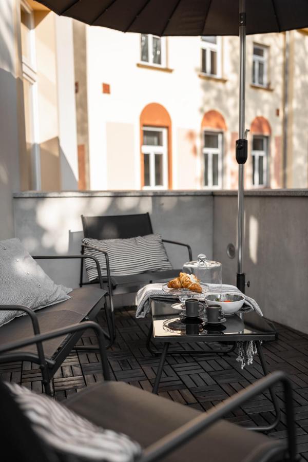 Central Apartamenty Jelenia Gora Ngoại thất bức ảnh